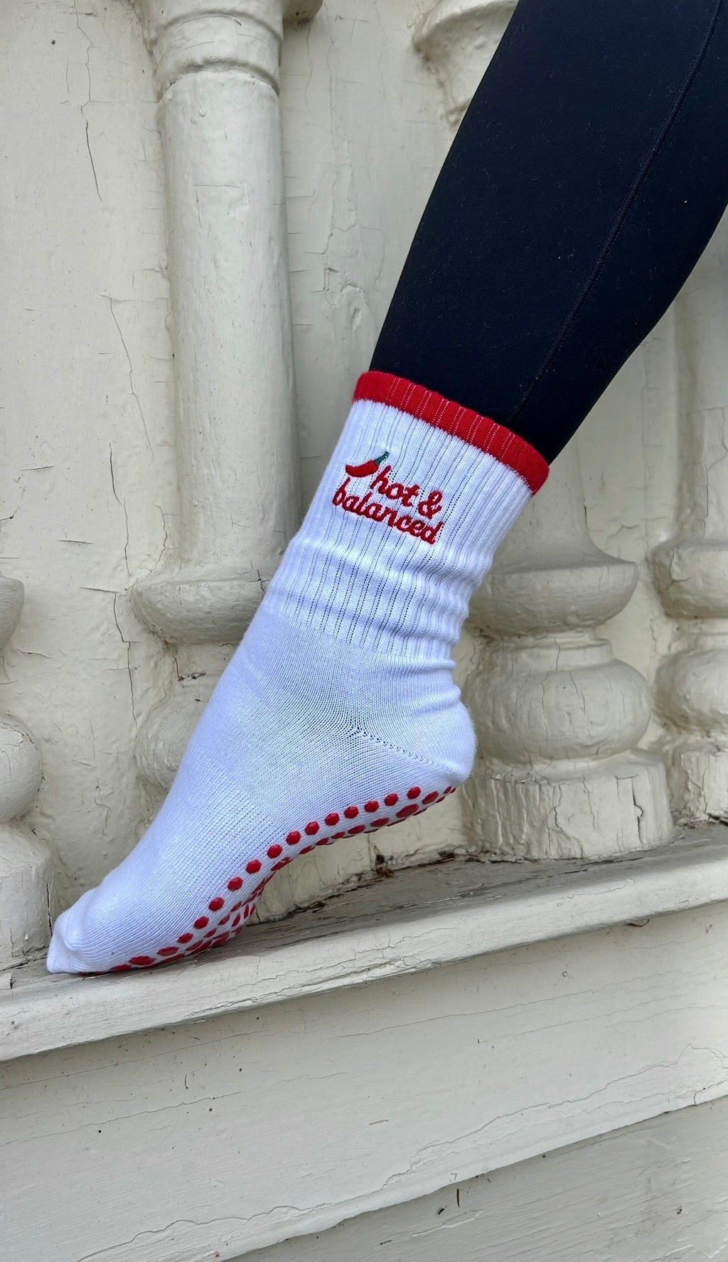 HOT & BALANCED – Grip Socks